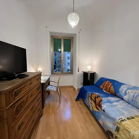 Adorable Close To St Peter Roma