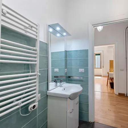Apartament Adorable Close To St Peter Rzym